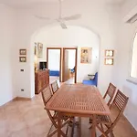 아파트 Residenza Il Gabbiano 카폴리베리